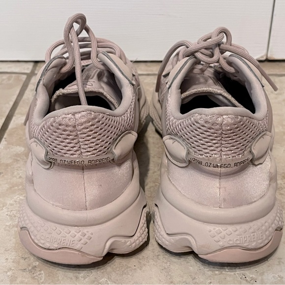 EUC Adidas Ozweego Sneakers Men 6 Women 7.5 ice purple - Picture 7 of 11